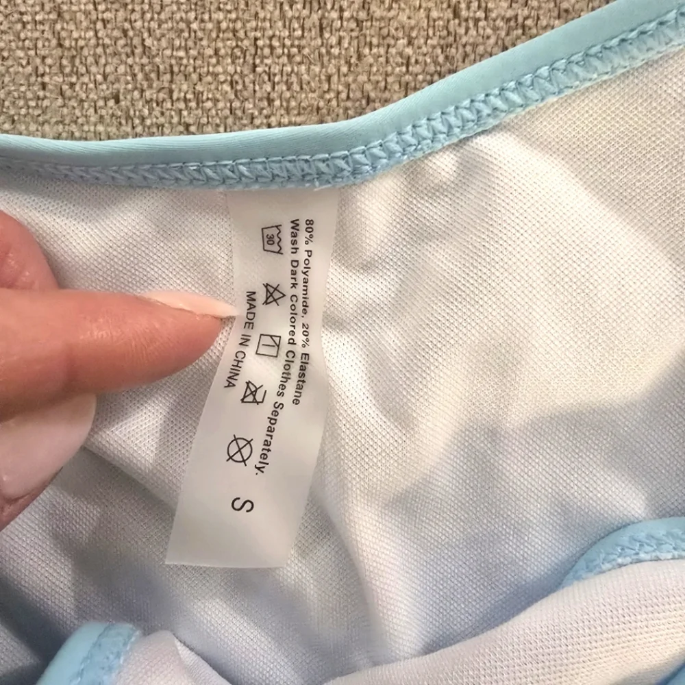 Light Blue Bikini with Shell Ribcage Chain Accents Sz Small A cup Top, 26" NWOT - Picture 4 of 6